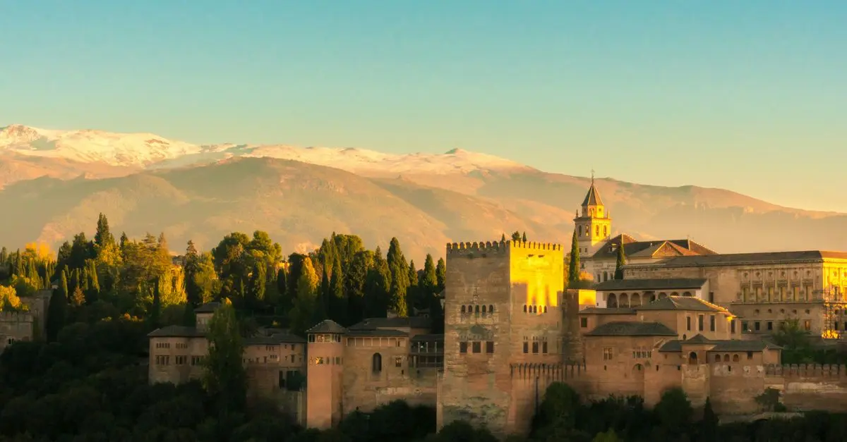 Lo que Debes Saber para Visitar la Alhambra en Granada