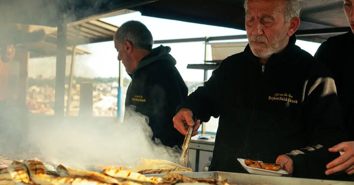 Los Mejores Mercados Gastronómicos para Visitar en España