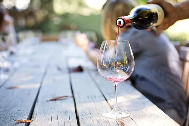 Cómo Elegir las Mejores Experiencias Gastronómicas en España