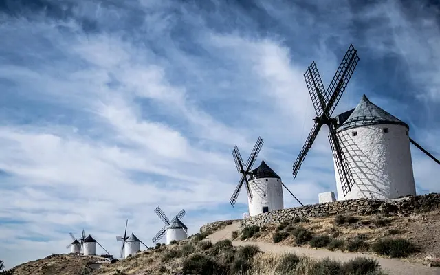Las Mejores Estrategias para Ahorrar en Tu Visita a España