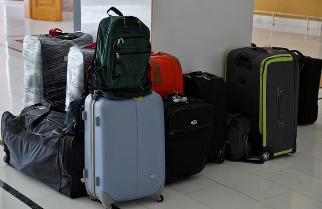 Cómo Preparar Tu Maleta para Visitar España: Guía Práctica